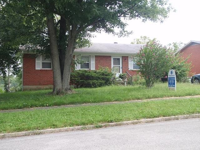 1st image of 3690 Red River Dr