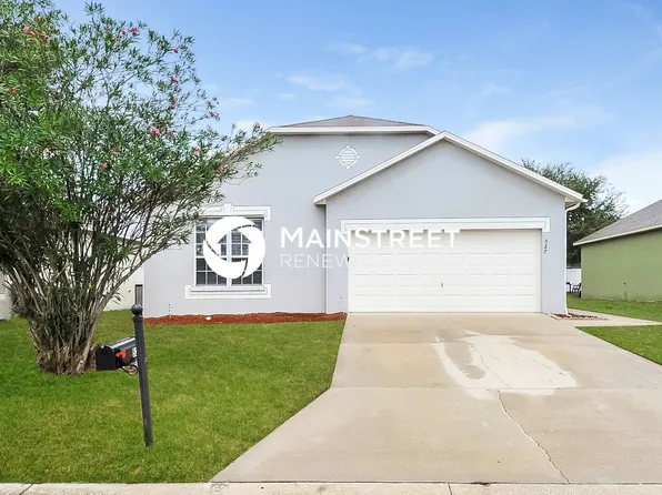 527 Madina Cir, Davenport, FL 33837