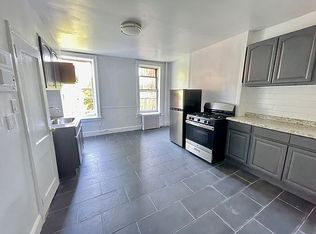 986 Manhattan Ave #3R, Brooklyn, NY 11222