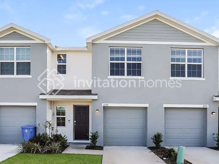 3737 Fulton Ferry Ln — Photo 1