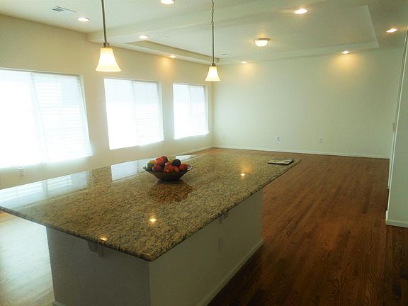 4th image of 4440 N Uravan St