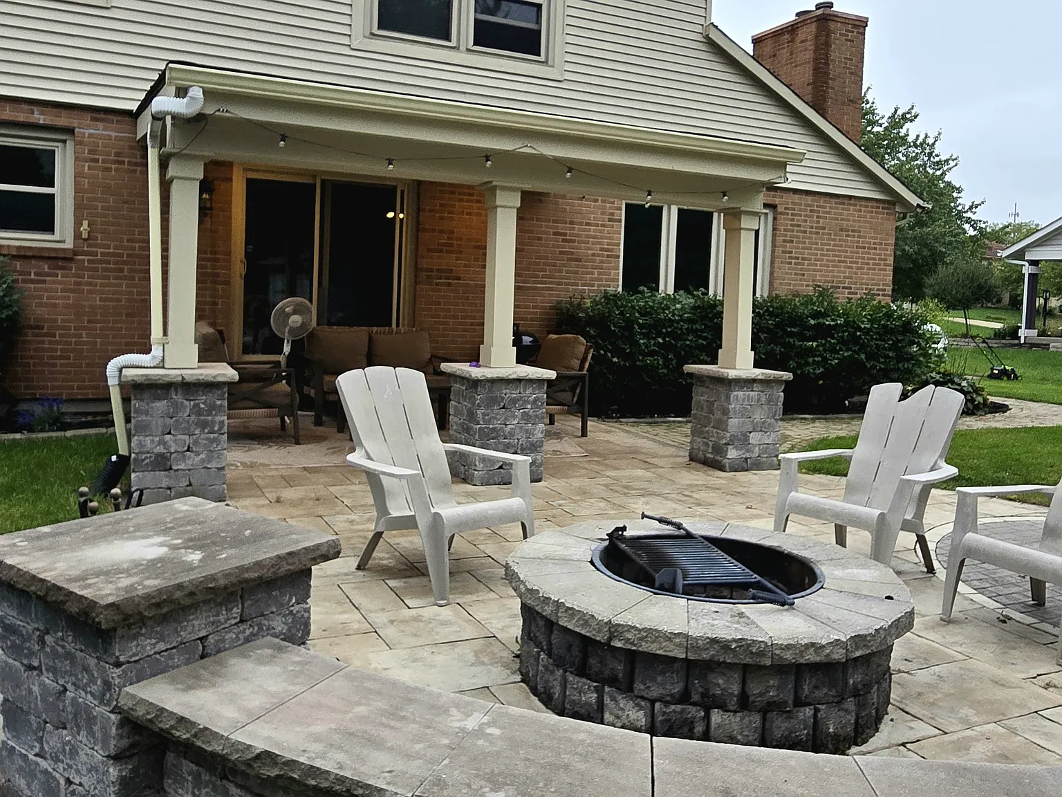 6114 Sugartree Ct — Photo 2