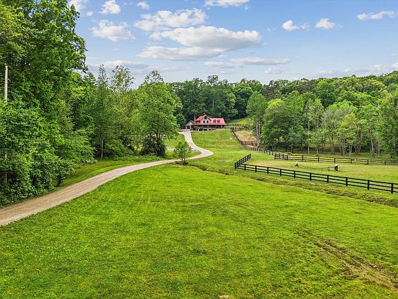 2nd image of 299 Country Ln