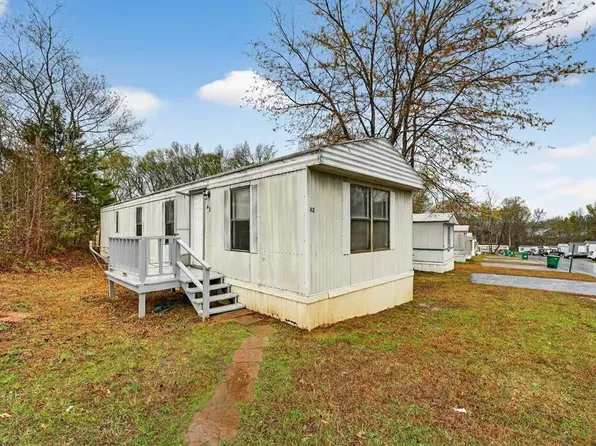 49142 Chapman Rd #42, Fountain Inn, SC 29644