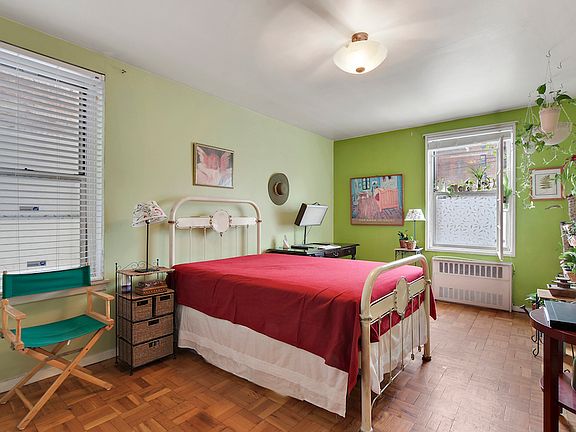 4th image of 91 E Van Cortlandt Ave APT 2F