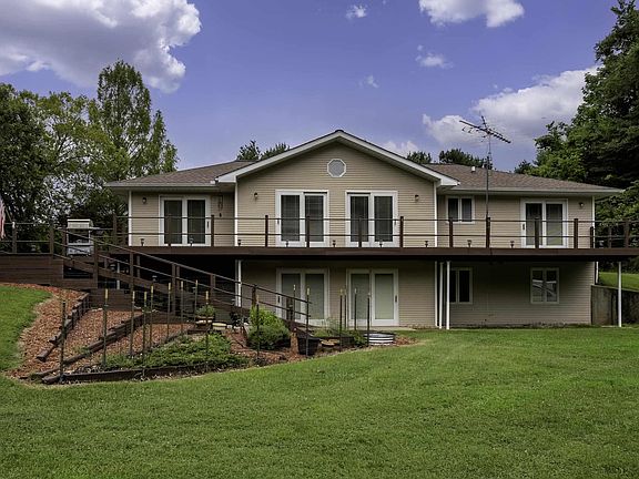 4th image of 172 Chardonnay Cir