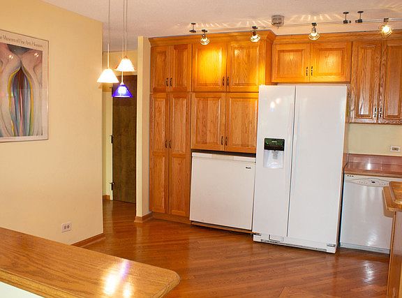 5th image of 2211 S Highland Ave APT 2B