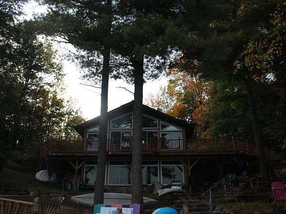 2nd image of 42290 Cedar Ln