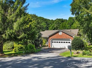 20 Mallard Ct, Brevard, NC 28712