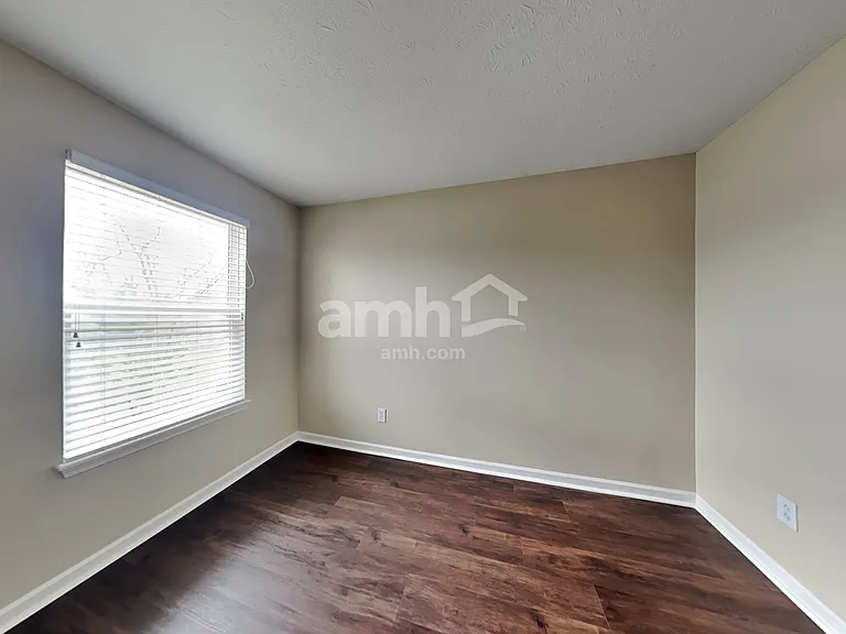 551 Grabill Dr — Photo 19