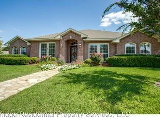 3301 Riverwell Ct, Fort Worth, TX 76116