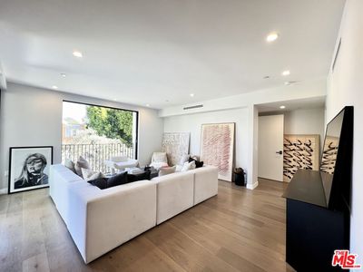 1017 N Croft Ave #205, Los Angeles, CA, 90069