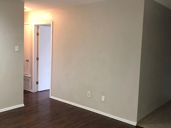 5th image of 212 Norris Dr