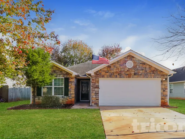 300 Klinetop Dr, McDonough, GA 30253