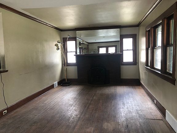 5th image of 620 N Central Ave
