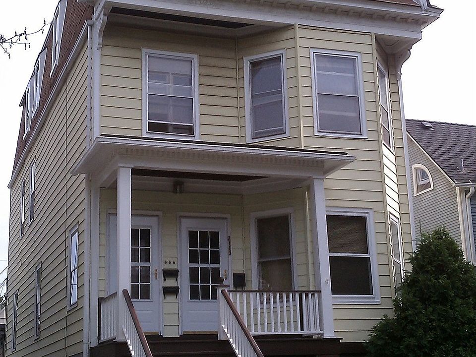 1st image of 2113 W Leland Ave