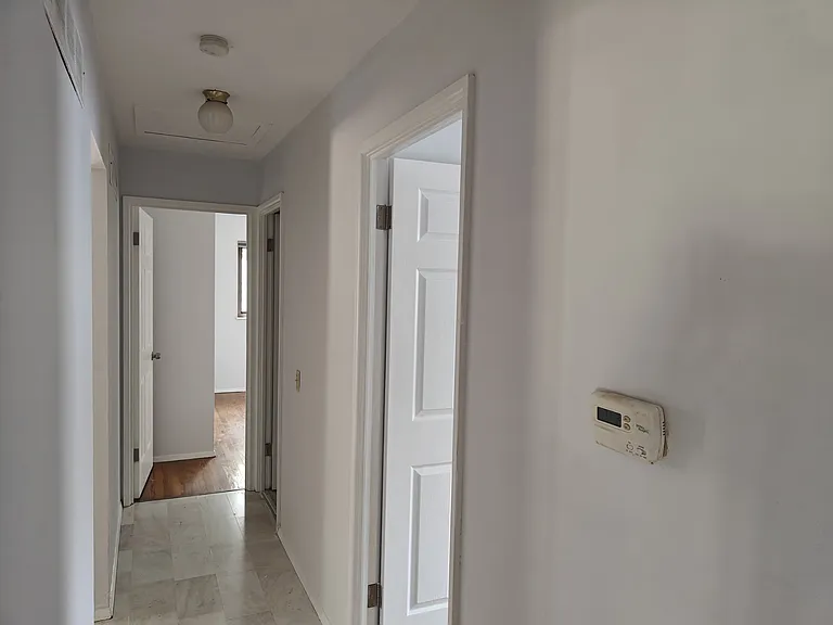2210 Wedgwood Dr W — Photo 5