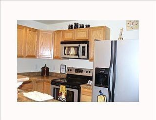 3rd image of 1308 Jourdan Ave