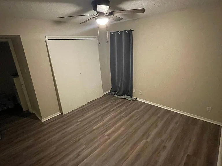 3431 N Hills Dr #121 — Photo 8