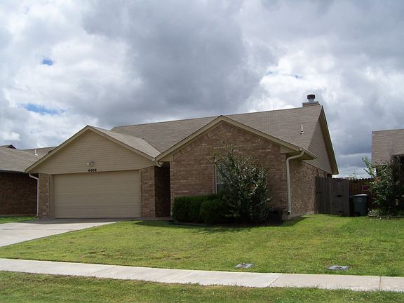2nd image of 4406 SW Rolling Hills Dr