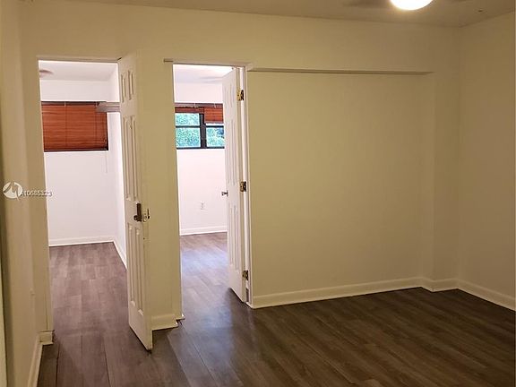 5th image of 3946 Estepona Ave