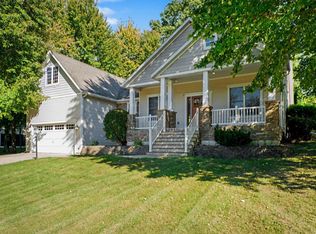 728 Gentry Ln, New Carlisle, IN 46552
