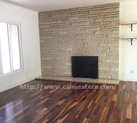 2nd image of 1306 Los Arboles Ave