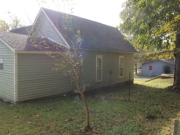 5th image of 419 North St