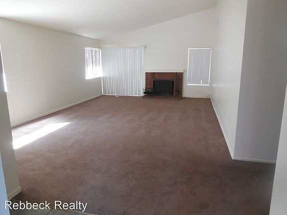 4th image of 3120 Blossom Glen Dr