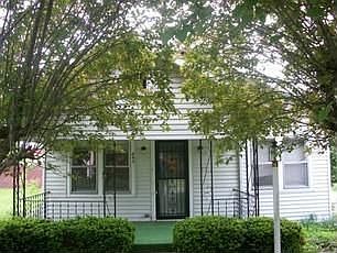 1st image of 842 Franklin Ave