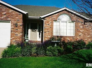 4528 Barrington Dr, Springfield, IL 62711