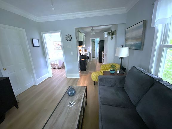 5th image of 10 Shelby Ln Unit 1