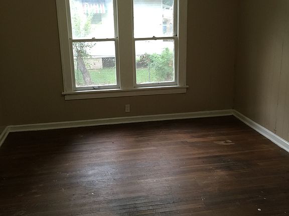 3rd image of 3135 Fulton St