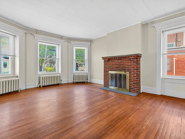 21 Ulster Ave #A — Photo 15