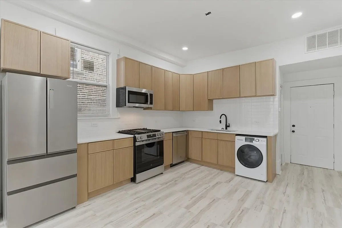 Building Photo - 2606 W Haddon Ave #2F