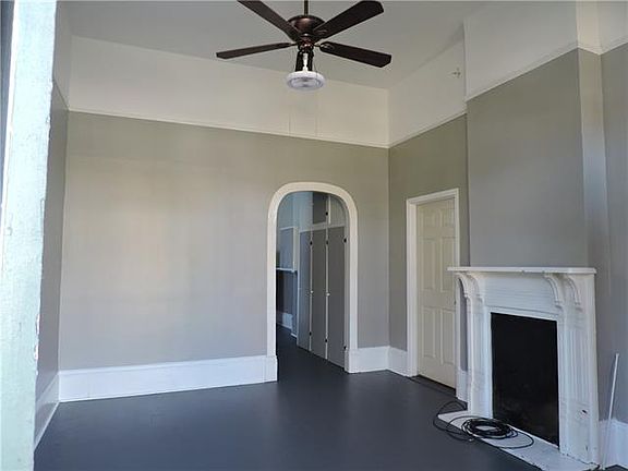3rd image of 416 Pacific Ave
