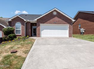 1133 Harbin Ridge Ln #4, Knoxville, TN 37909