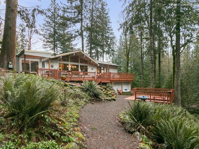 27675 E Elk Park Rd, Welches, OR, 97067