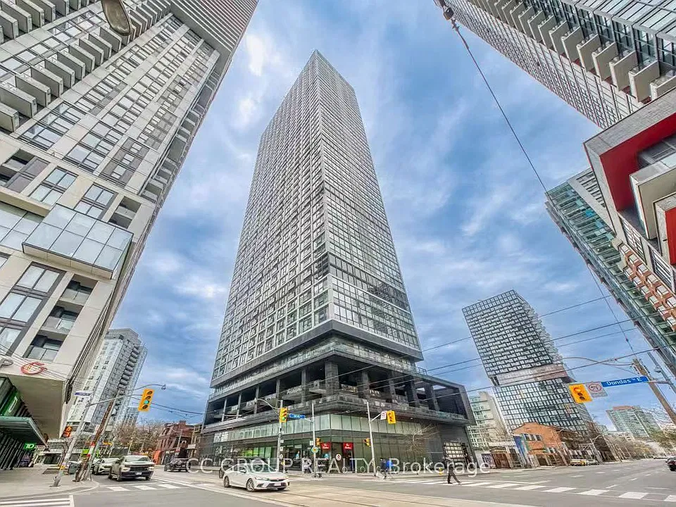 181 Dundas St E #4603
