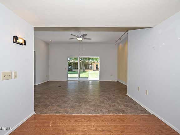 3rd image of 10314 W SPANISH MOSS Lane