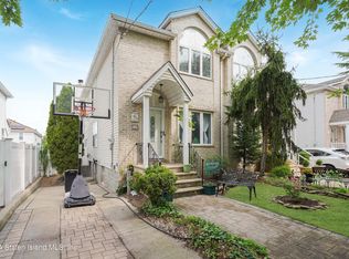 159 Shiel Ave, Staten Island, NY 10309