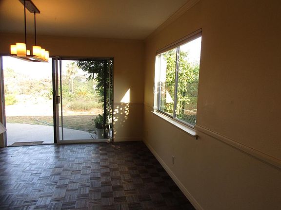 4th image of 740 Litchfield Ln