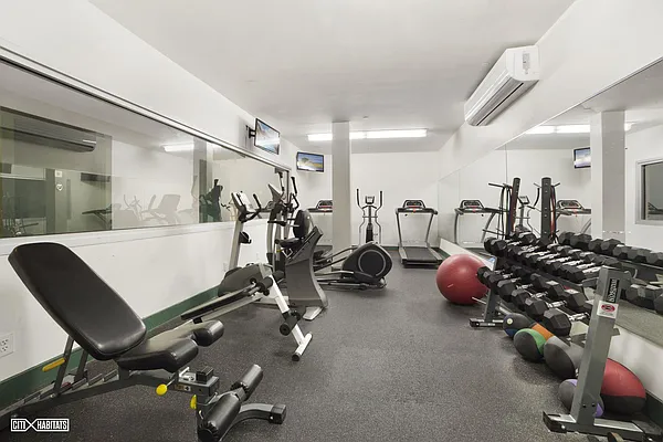 Rented by Citi Habitats | media 18