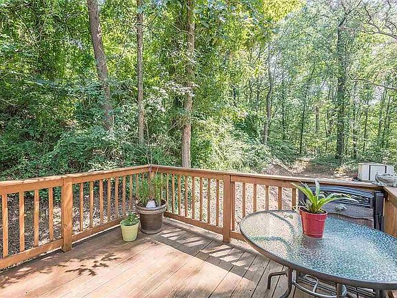 2nd image of 6836 Deerwood Dr