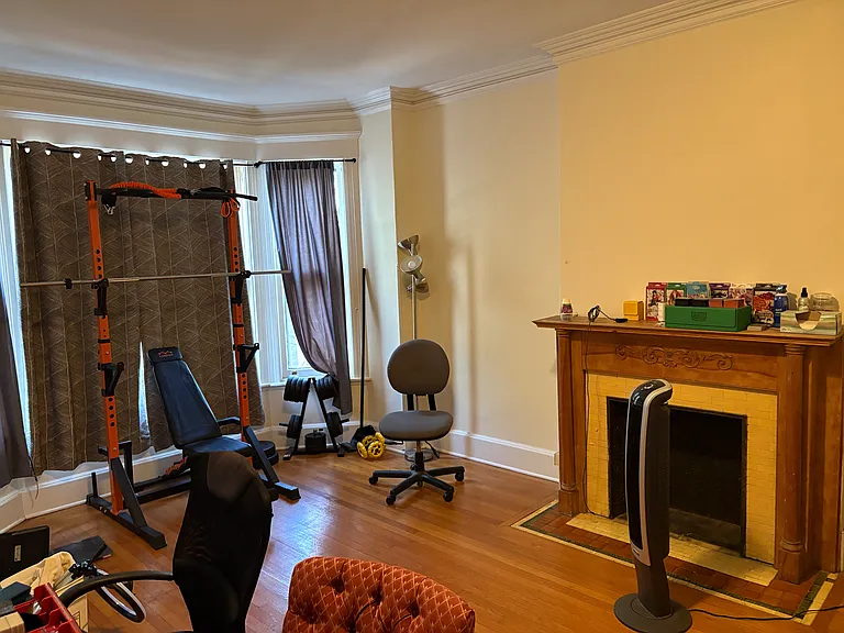 136 Lancaster St — Photo 17