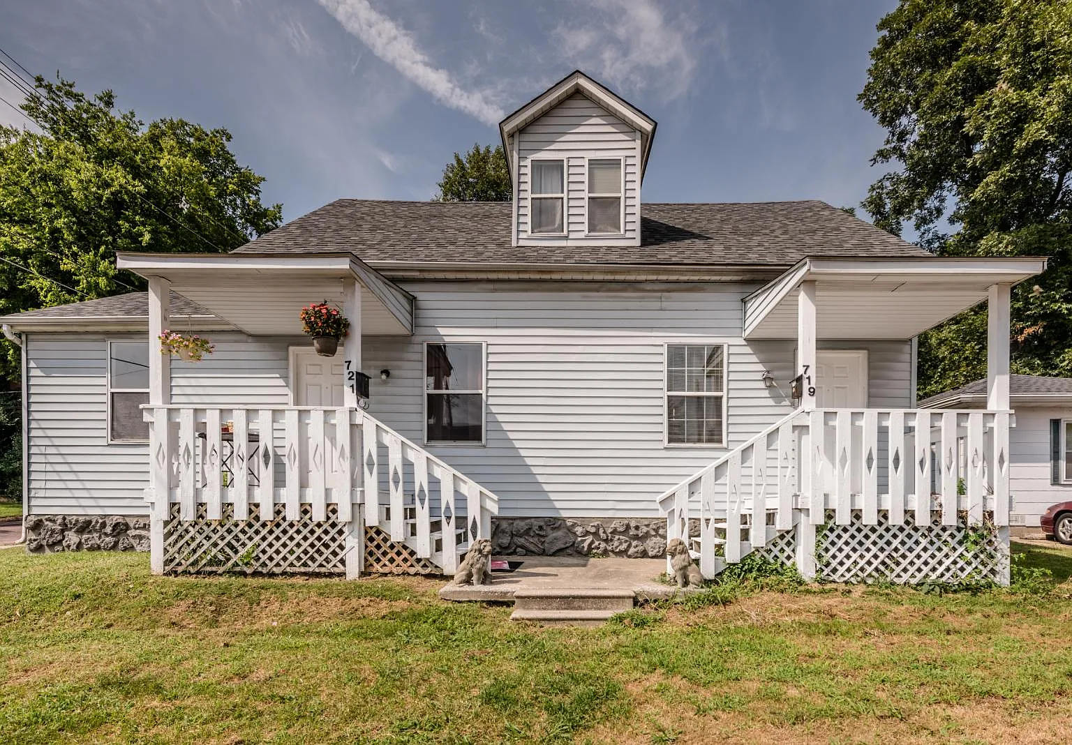 2 bed, $850 — Photo 1