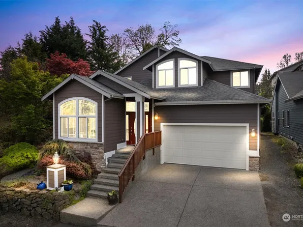 722 E Tacoma St, Kent, WA 98030