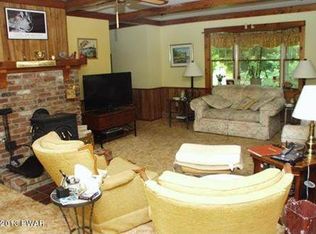 121 Conashaugh Trl, Milford, PA 18337