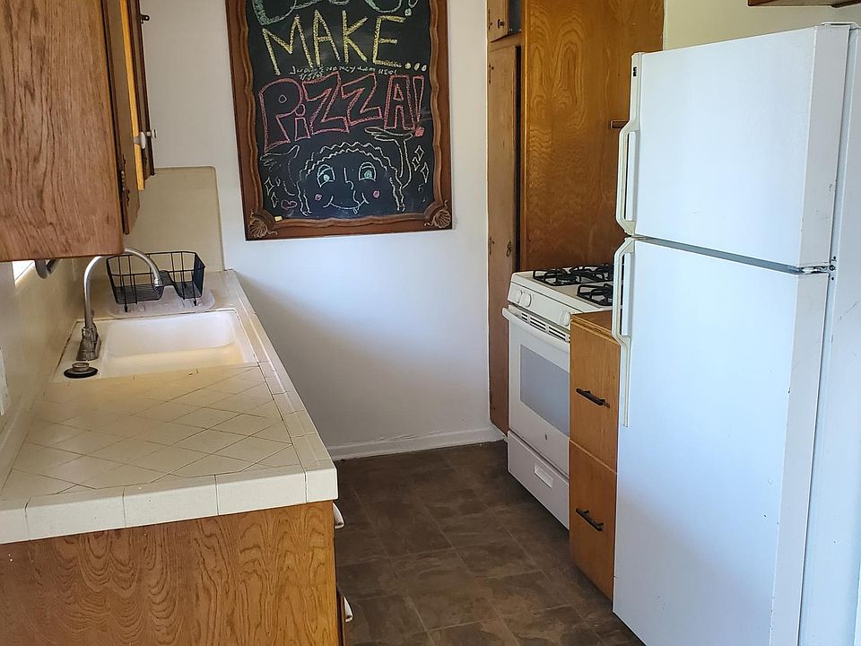 2nd image of 721 Strand St #1