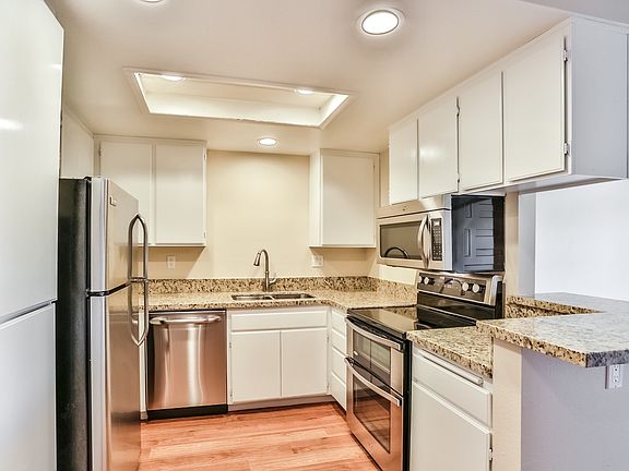 2nd image of 211 Woodland Pkwy Unit 116